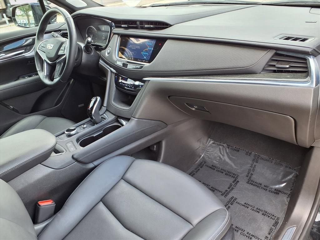 2022 Cadillac XT5 Premium Luxury