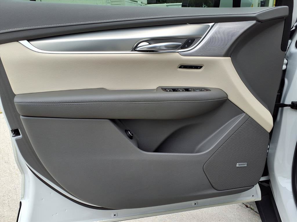 2021 Cadillac XT5 FWD Premium Luxury