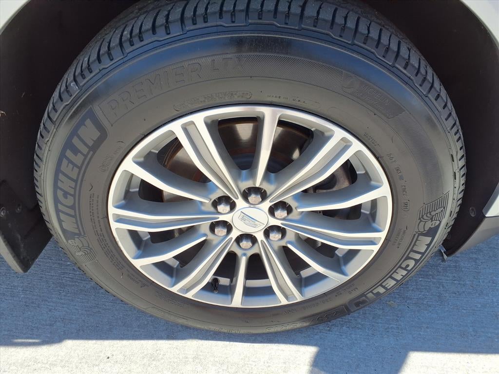 2018 Cadillac XT5 Luxury FWD