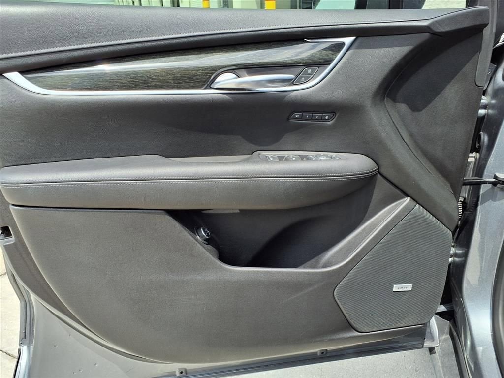 2021 Cadillac XT5 FWD Premium Luxury