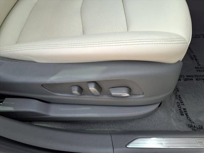 2022 Cadillac XT5 FWD Premium Luxury