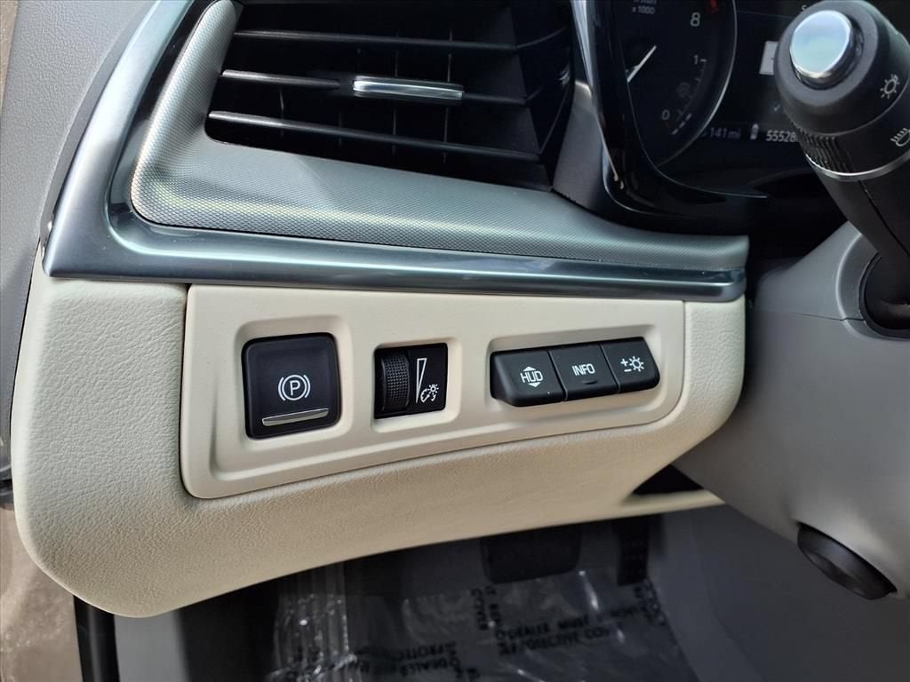 2022 Cadillac XT5 FWD Premium Luxury