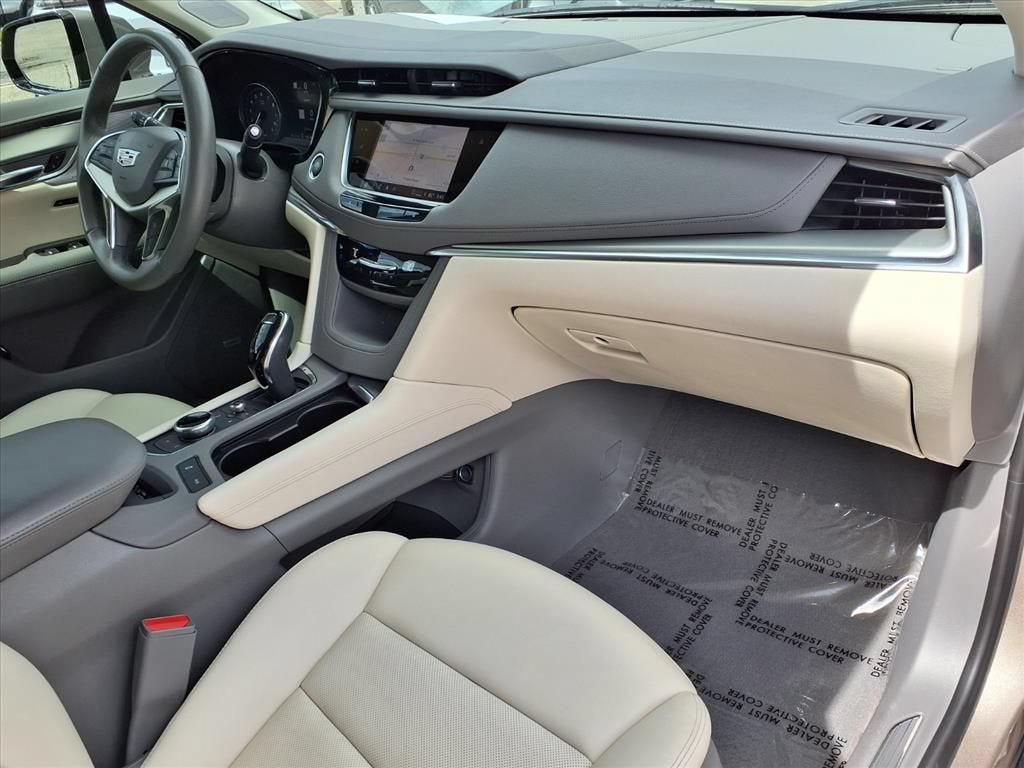 2022 Cadillac XT5 FWD Premium Luxury