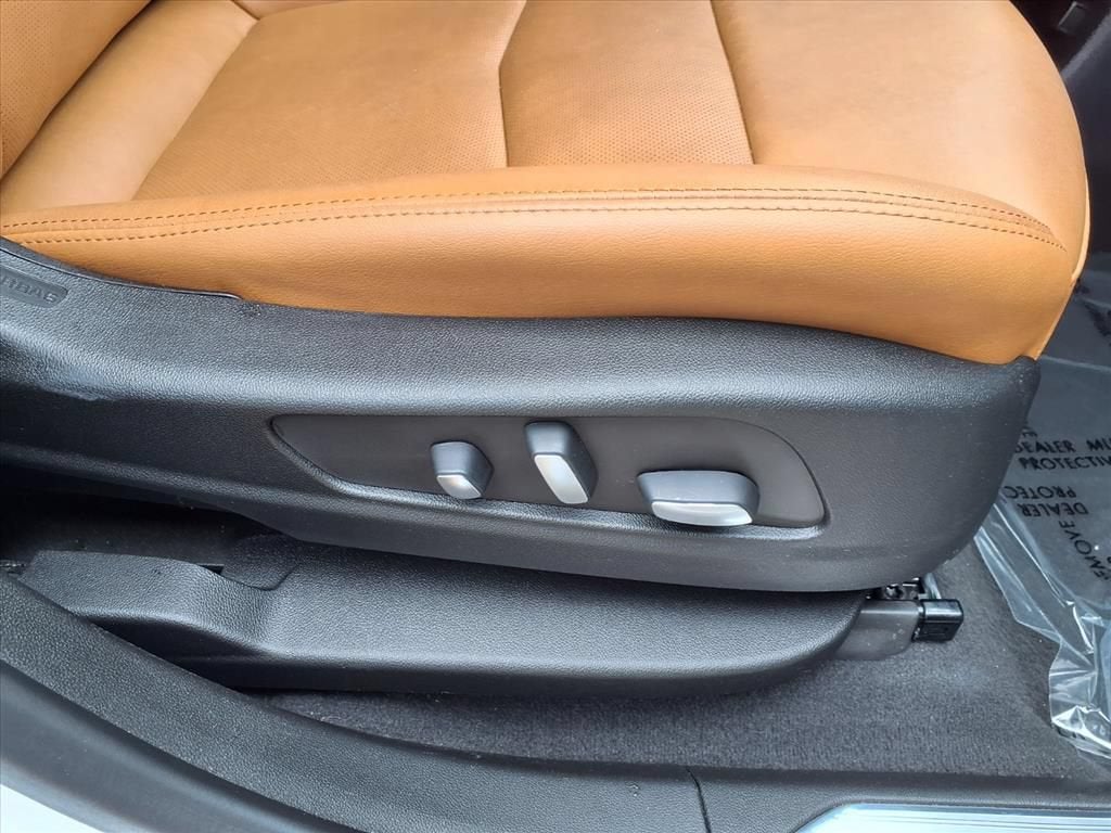 2021 Cadillac XT5 FWD Premium Luxury