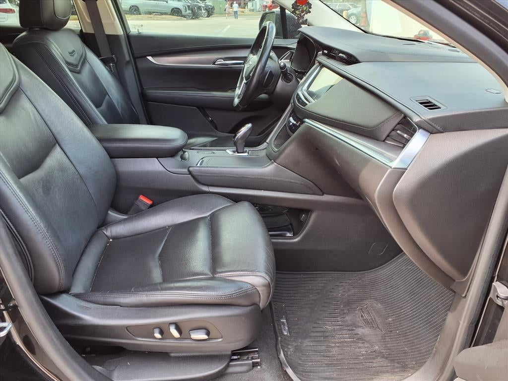 2019 Cadillac XT5 Luxury FWD