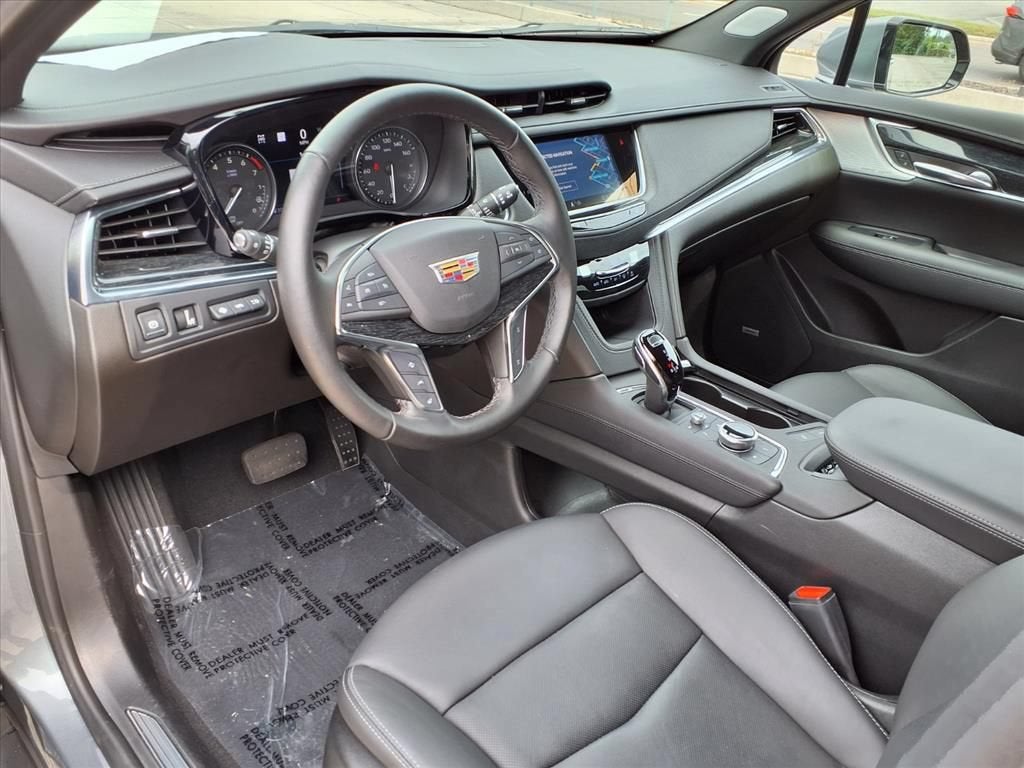 2022 Cadillac XT5 Premium Luxury