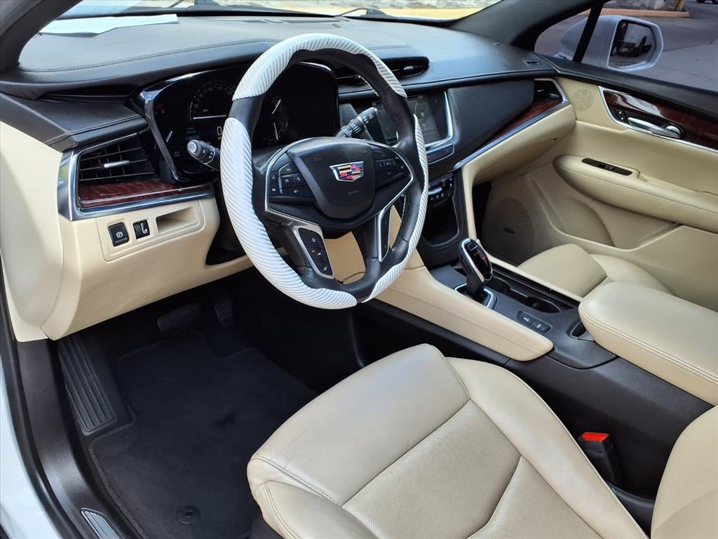 2018 Cadillac XT5 Premium Luxury FWD