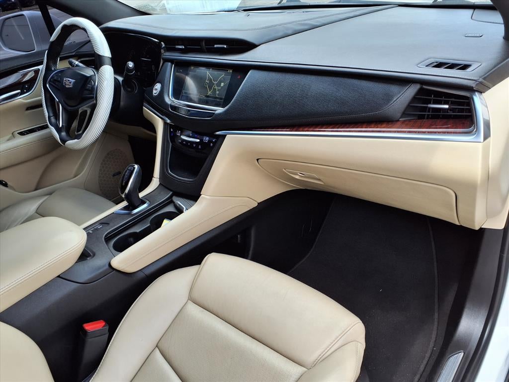 2018 Cadillac XT5 Premium Luxury FWD