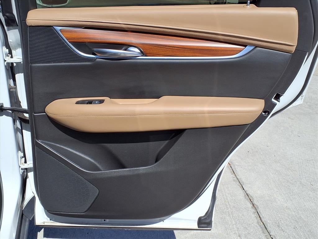 2019 Cadillac XT5 Platinum AWD