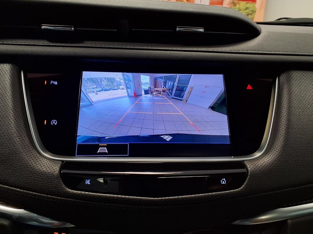 2025 Cadillac XT5 Sport