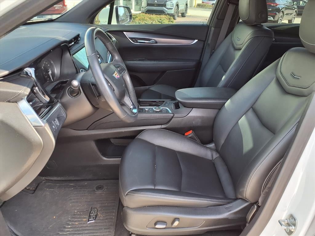 2024 Cadillac XT6 Luxury