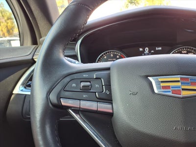 2024 Cadillac XT6 Luxury