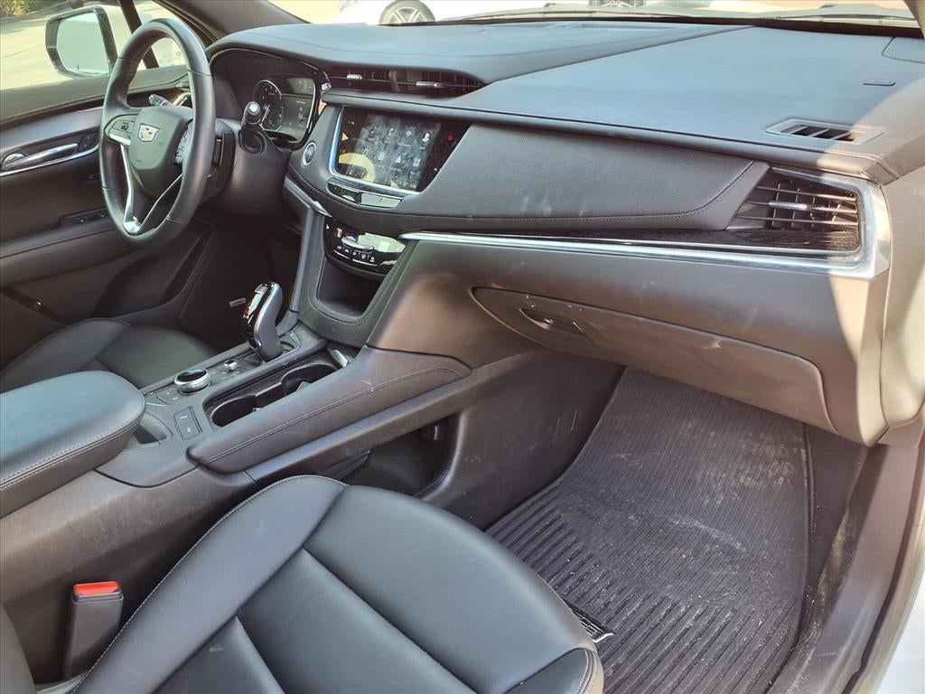 2024 Cadillac XT6 Luxury