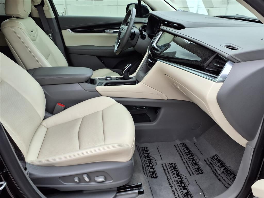 2021 Cadillac XT6 Premium Luxury