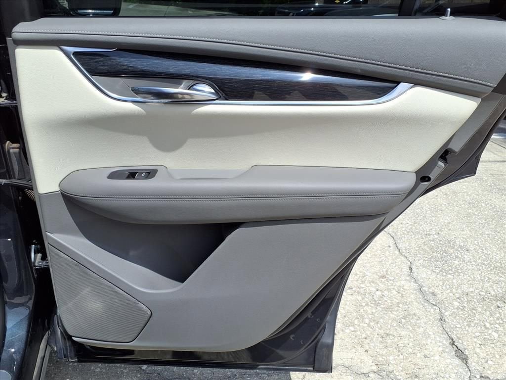 2020 Cadillac XT6 FWD Premium Luxury