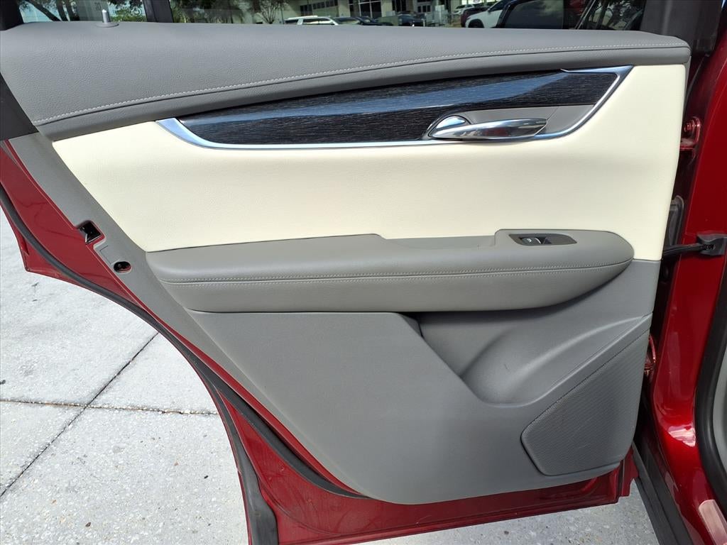 2021 Cadillac XT6 Premium Luxury