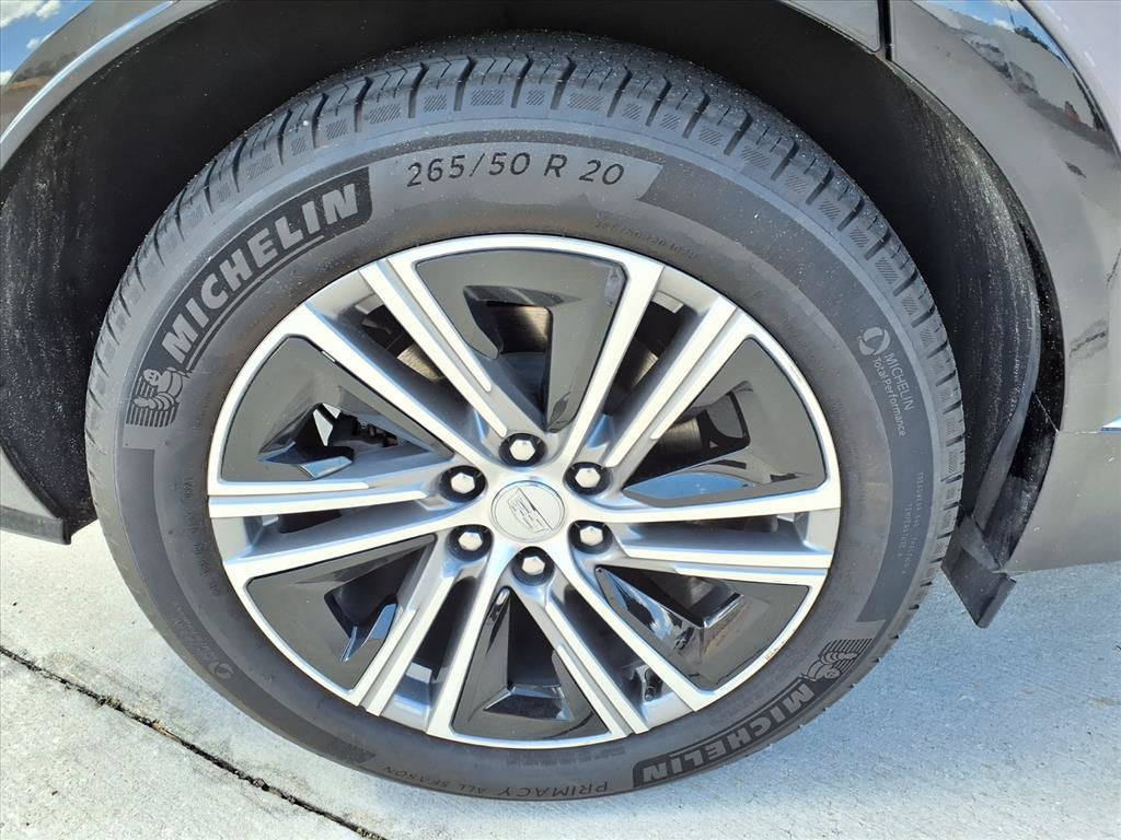 2024 Cadillac LYRIQ Luxury 1
