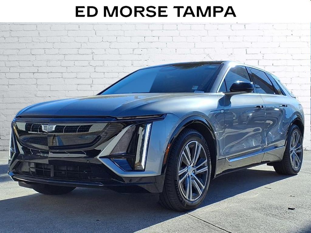 2024 Cadillac LYRIQ Luxury 3