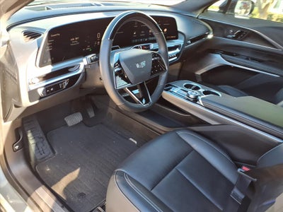 2024 Cadillac LYRIQ Luxury 3