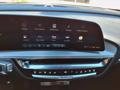 2024 Cadillac LYRIQ Luxury 3