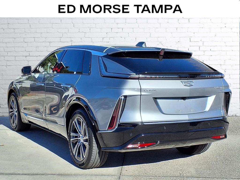 2024 Cadillac LYRIQ Luxury 3