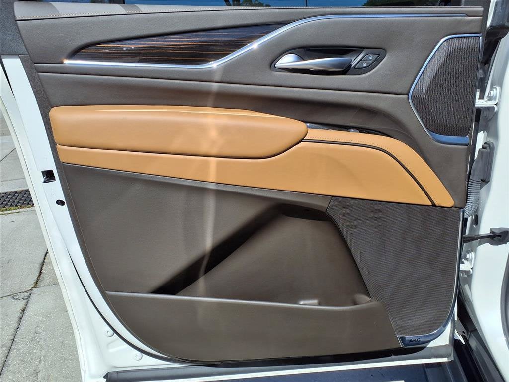 2023 Cadillac Escalade ESV 4WD Premium Luxury