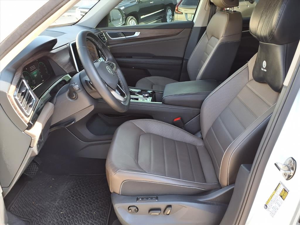 2025 Volkswagen Atlas 2.0T SEL