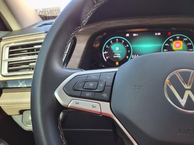 2025 Volkswagen Atlas 2.0T SEL