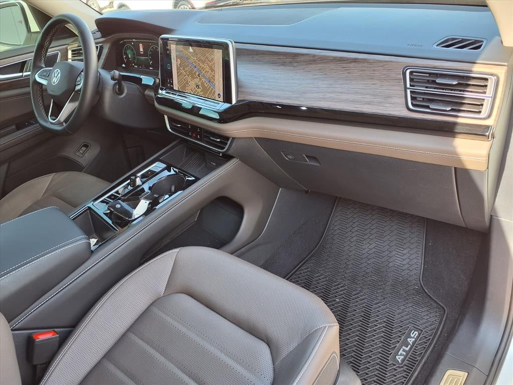 2025 Volkswagen Atlas 2.0T SEL