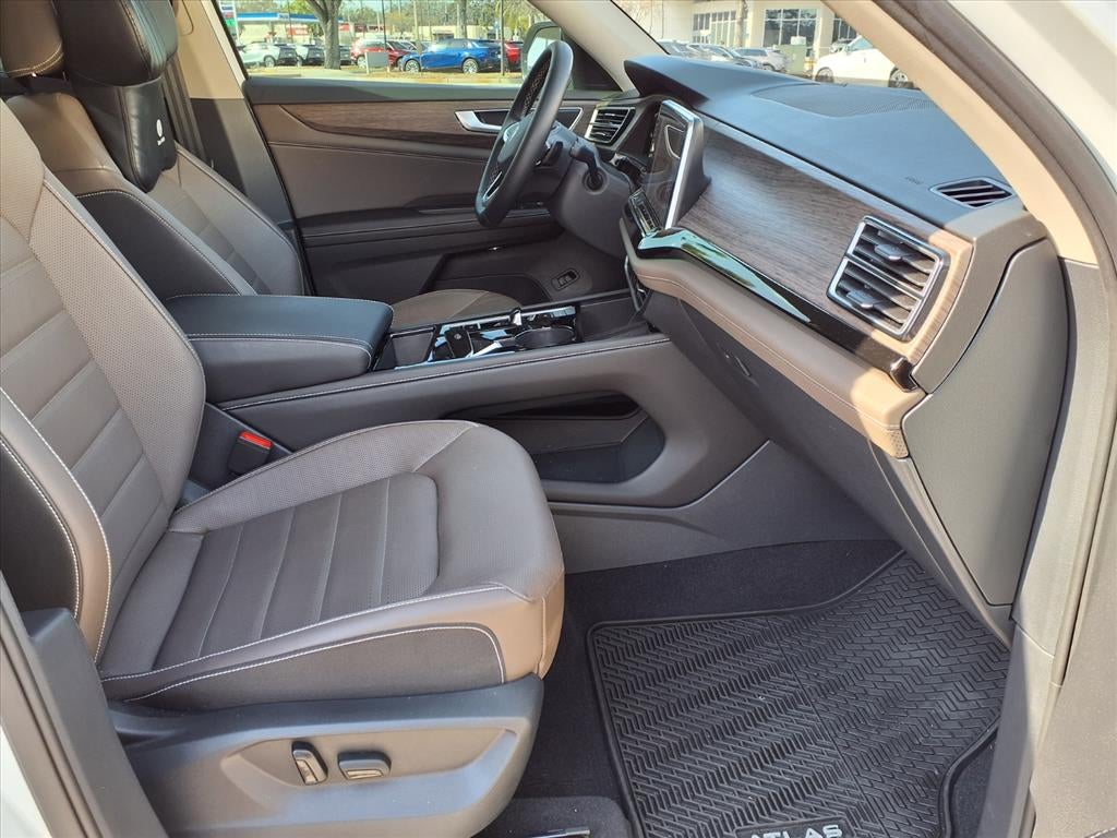 2025 Volkswagen Atlas 2.0T SEL