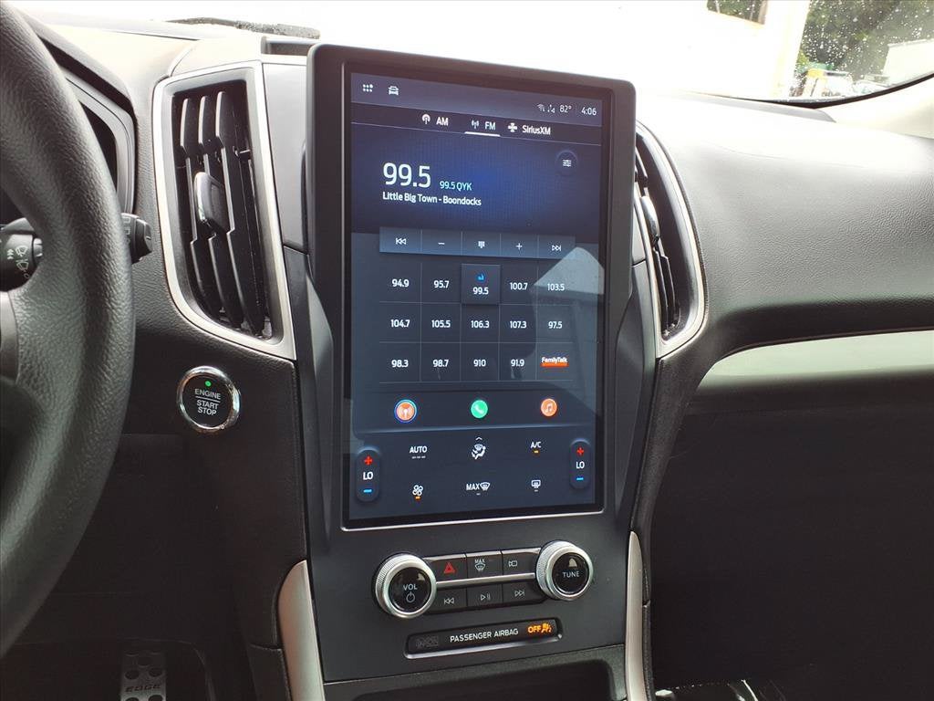 2022 Ford Edge SE