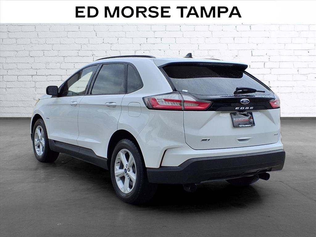2022 Ford Edge SE