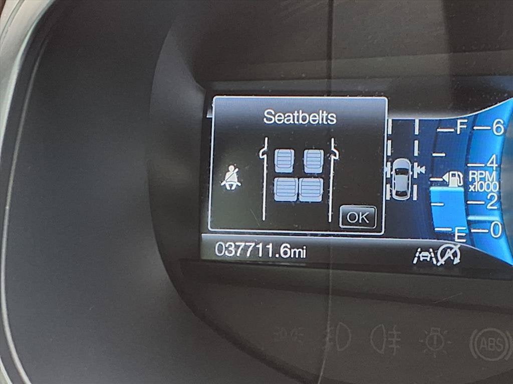 2022 Ford Edge SE