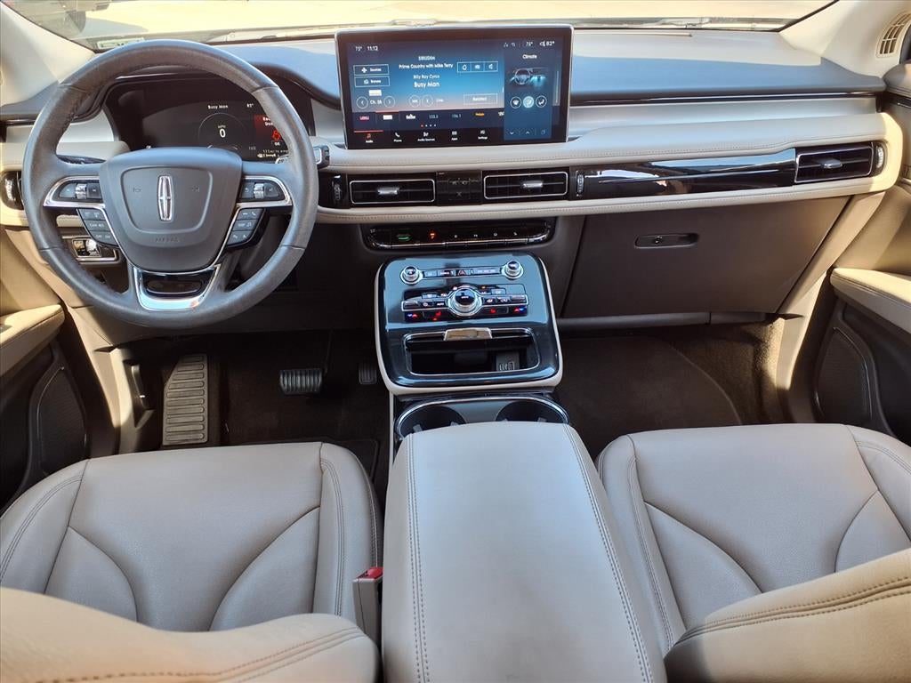 2022 Lincoln Nautilus Standard