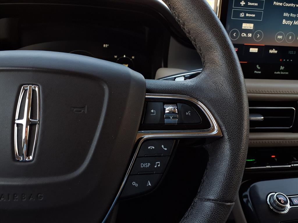 2022 Lincoln Nautilus Standard