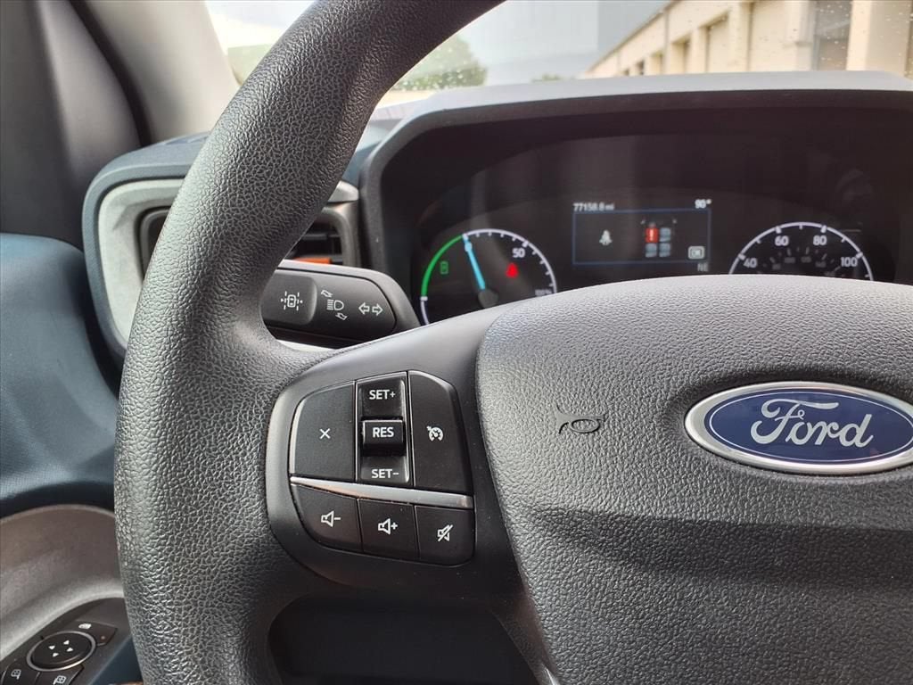 2022 Ford Maverick XL