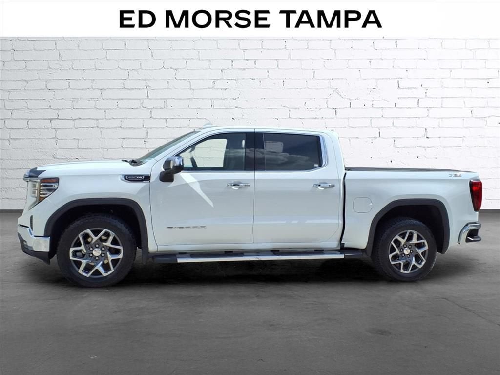 2025 GMC Sierra 1500 SLT