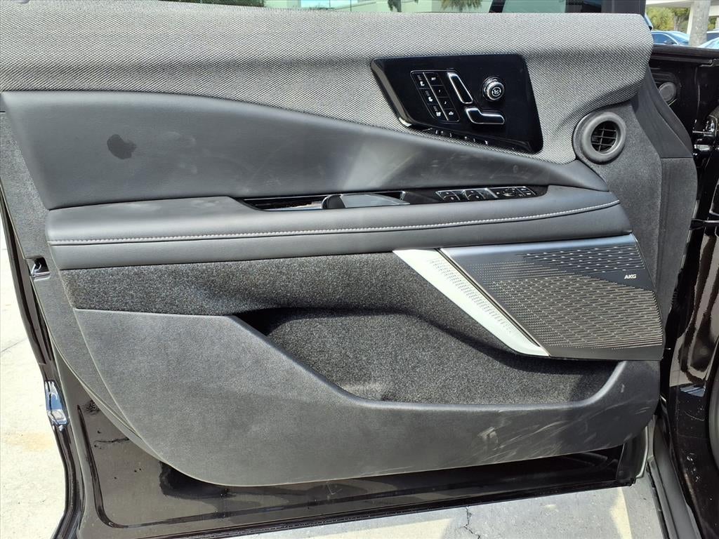 2026 Cadillac OPTIQ Premium Luxury