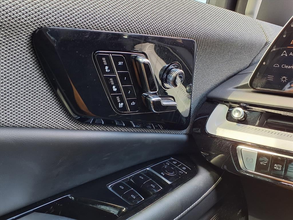 2026 Cadillac OPTIQ Premium Luxury