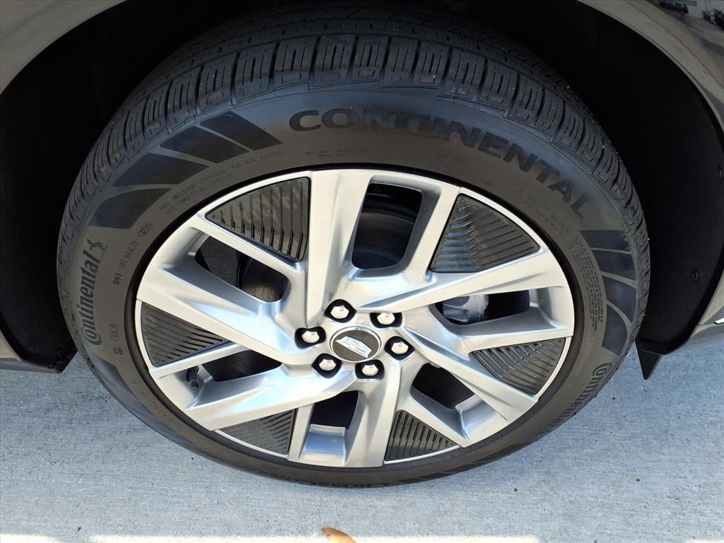 2026 Cadillac OPTIQ Premium Luxury