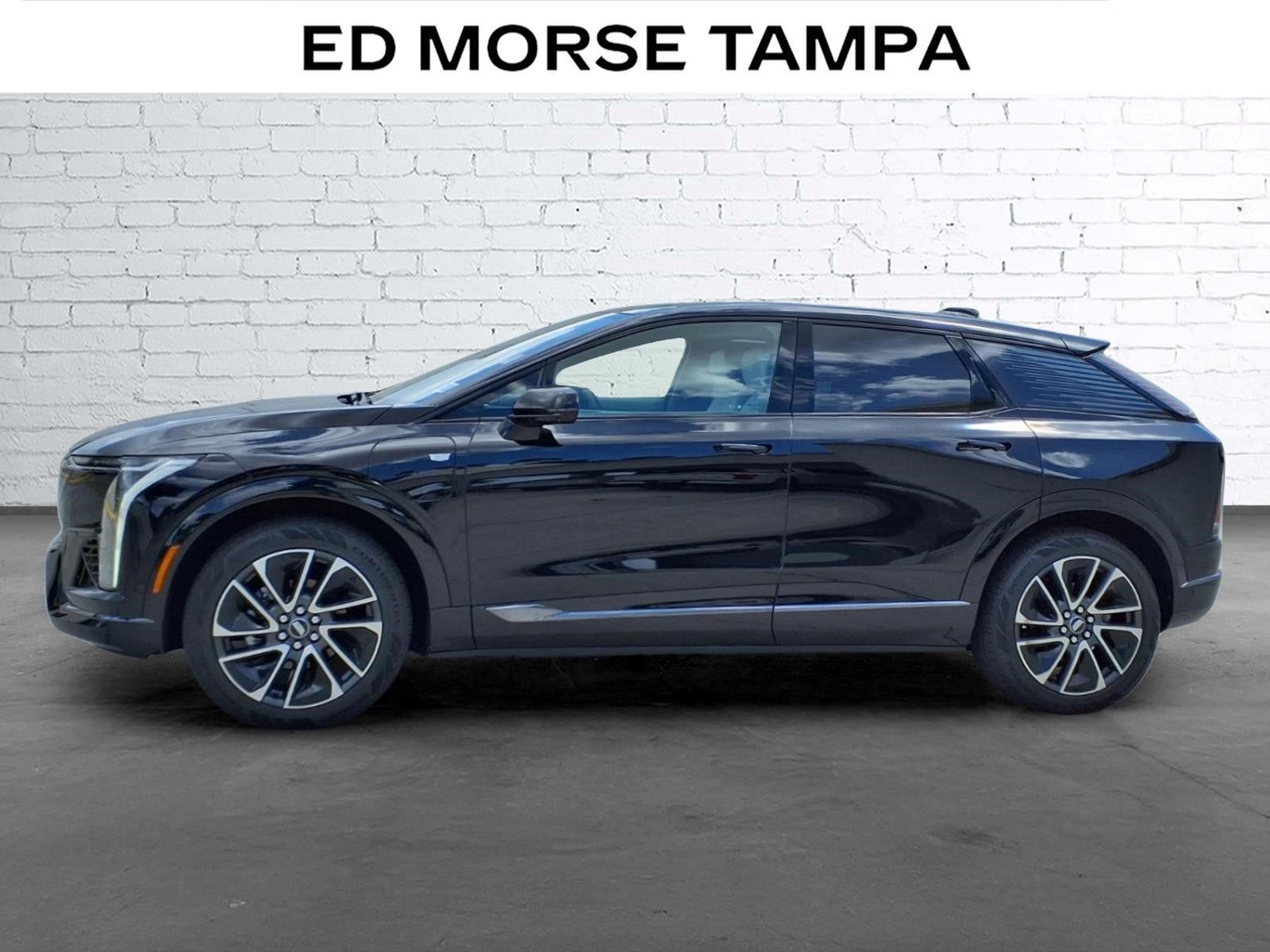 2025 Cadillac OPTIQ Sport 2