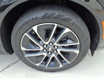 2025 Cadillac OPTIQ Sport 2