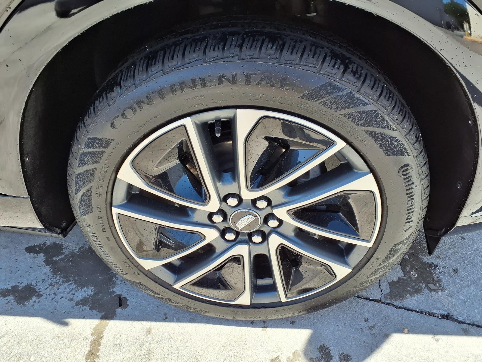 2025 Cadillac OPTIQ Sport 2