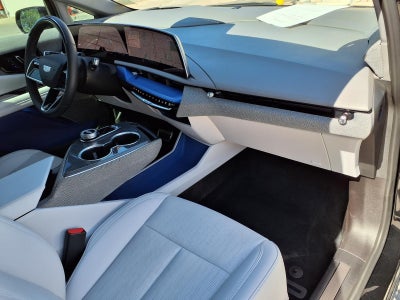 2025 Cadillac OPTIQ Sport 2