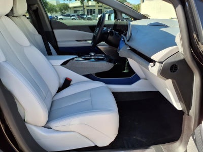 2025 Cadillac OPTIQ Sport 2