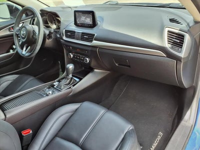 2018 Mazda Mazda3 5-Door Touring
