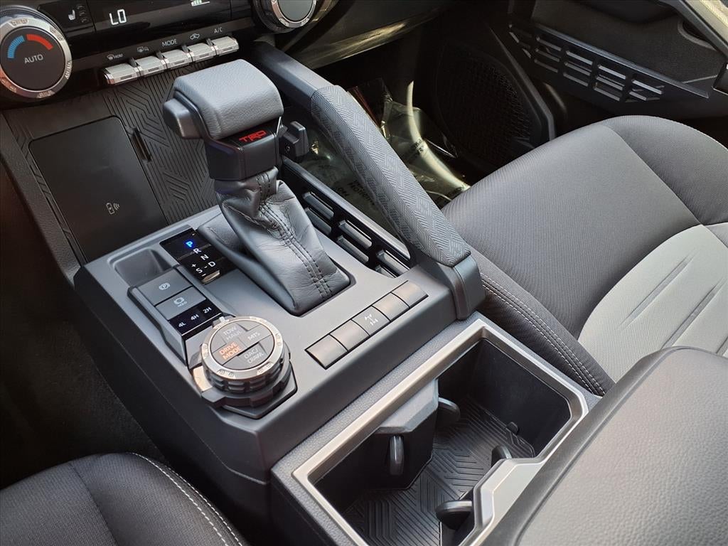2024 Toyota Tacoma 4WD SR5
