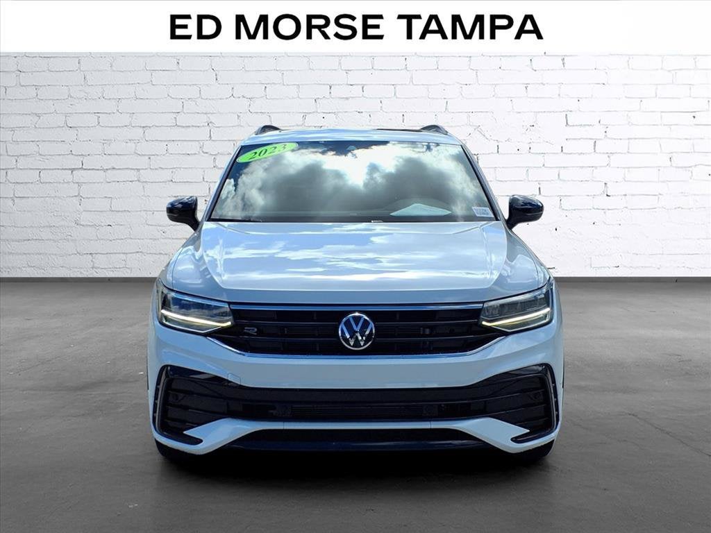 2023 Volkswagen Tiguan SE R-Line Black