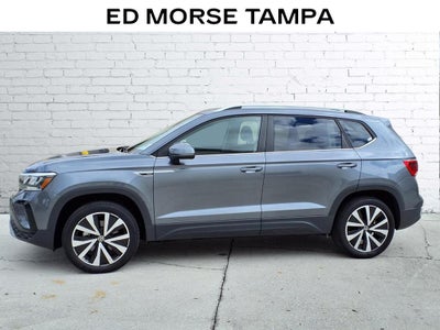 2024 Volkswagen Taos SE
