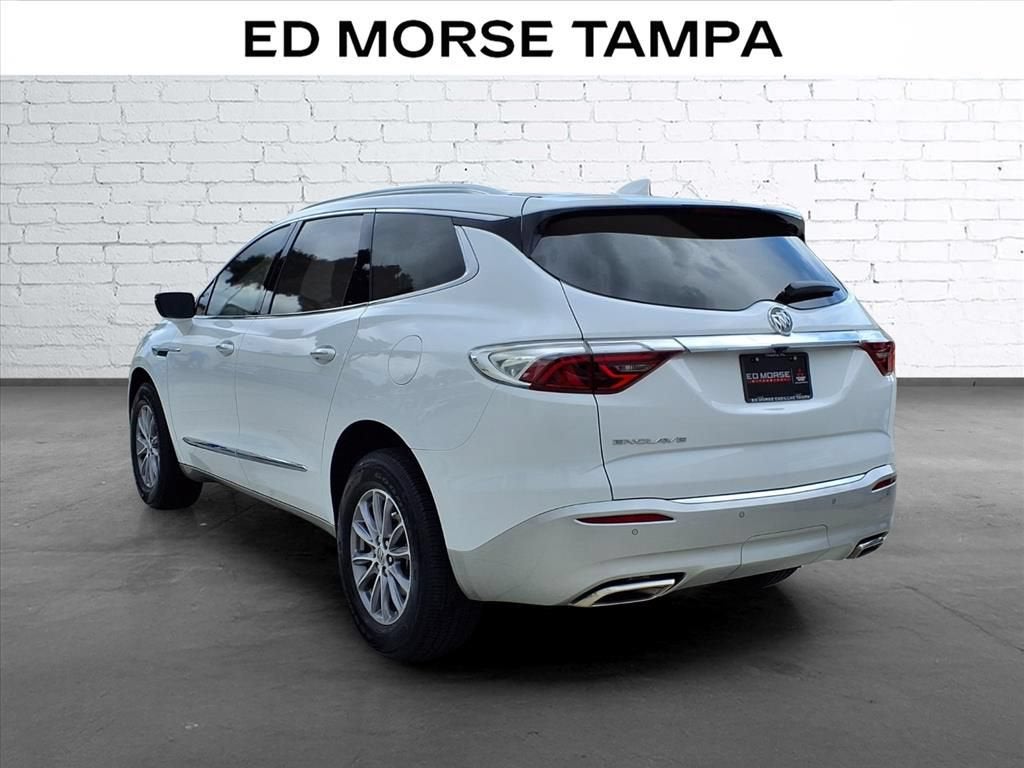 2024 Buick Enclave Essence